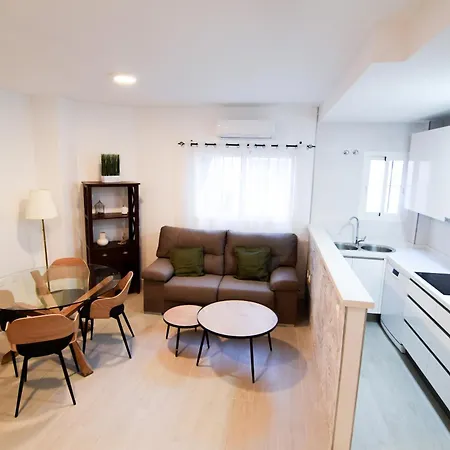 Letmalaga Cobblestone St. Apartment Malaga