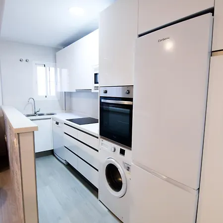 Letmalaga Cobblestone St. Apartment
